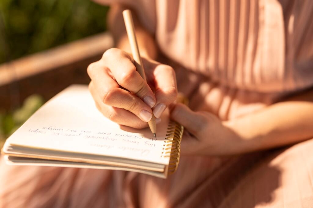 L’ABC de l’écriture : Les bases essentielles pour bien commencer | Guide écrit