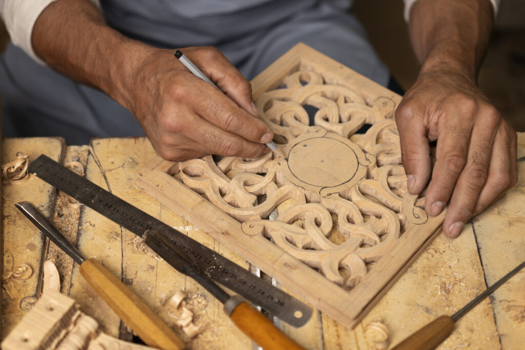 sculpture sur bois - plateforme SIA